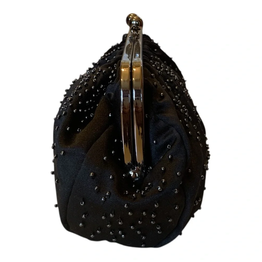 Vintage Express Black‎ Satin Beaded Snap Ball Closure Clutch Purse